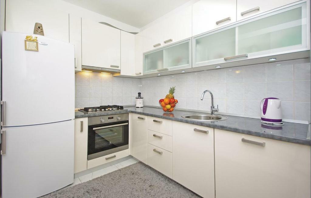 Apartman Jurilj Makarska Exterior foto